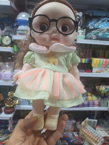 عروسک فانتزی عینکی