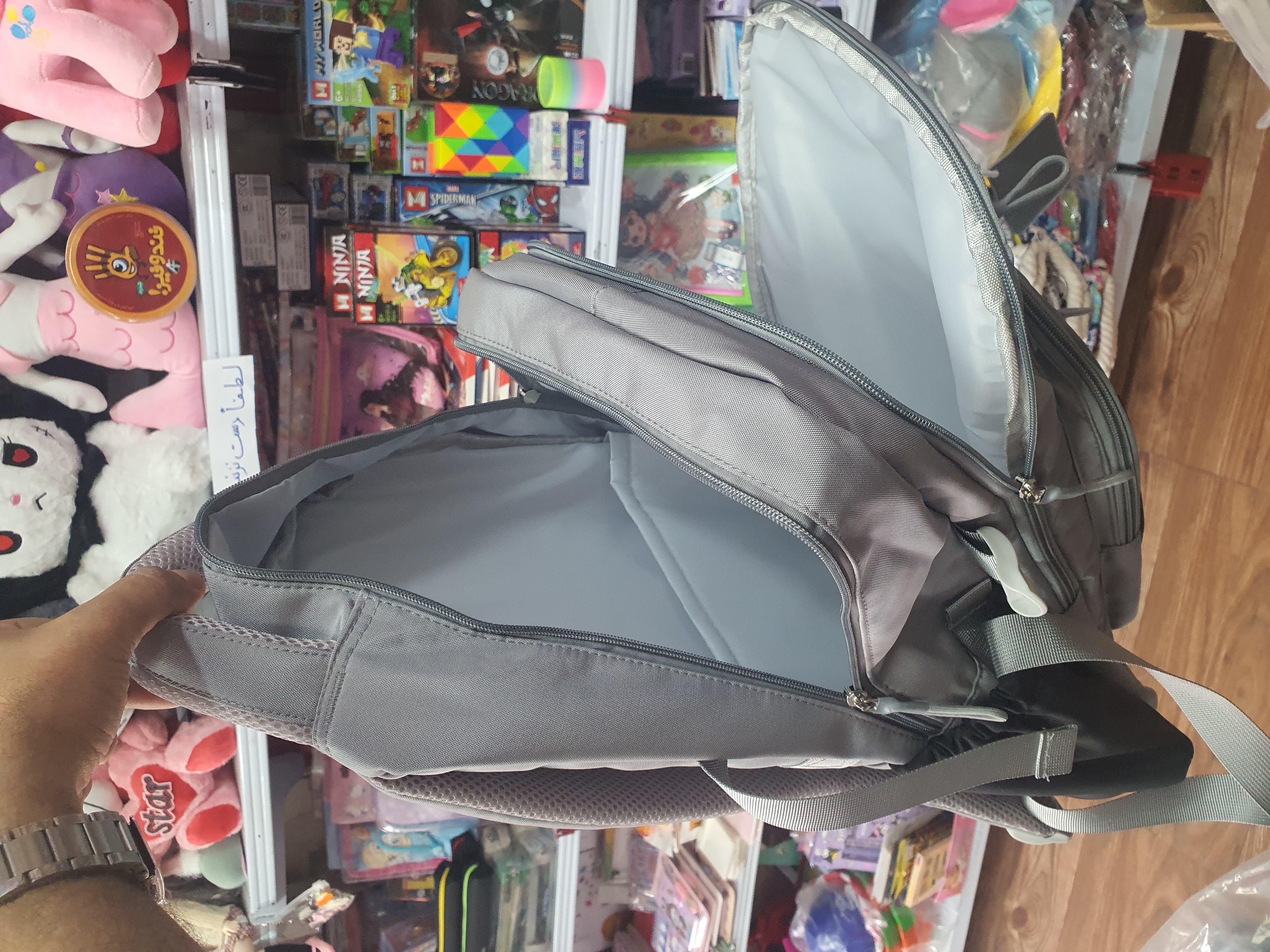 کیف کوله ی مدرسه