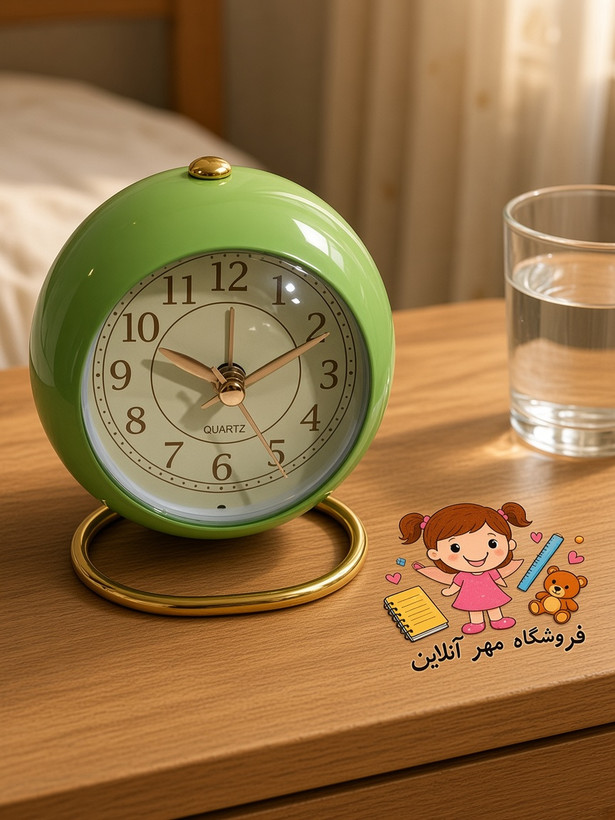 ساعت رنگ سبز پایه طلایی رنگ ثابت ارتفاع ده سانتی متر